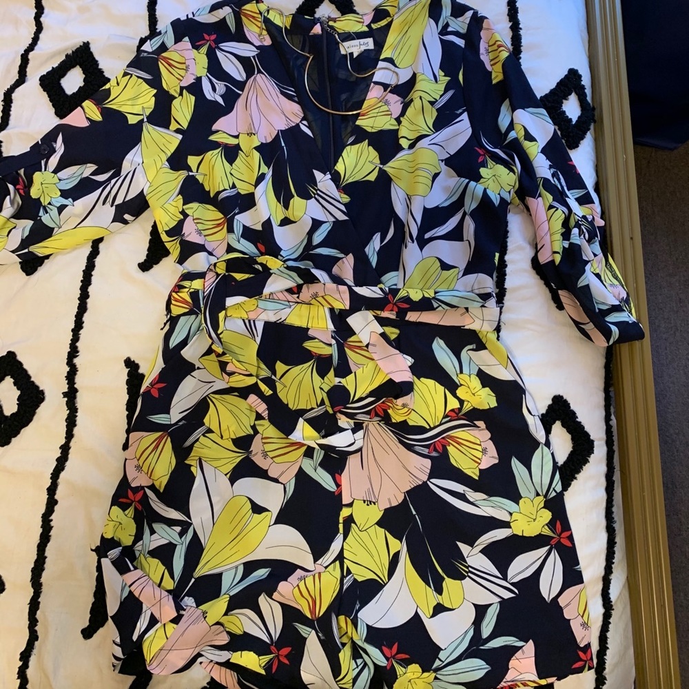❌❌S O L D❌❌Floral romper